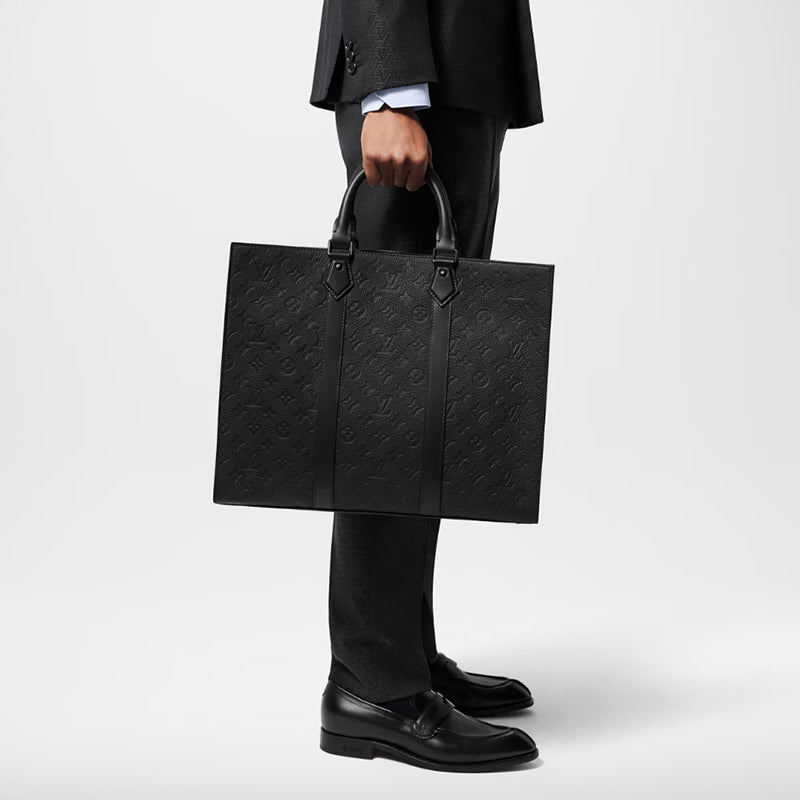 LV  サックプラ 24H  Ref:M24786