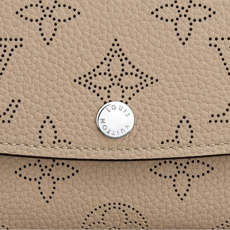 LV ポルトフォイユ・イリス Ref:M60144