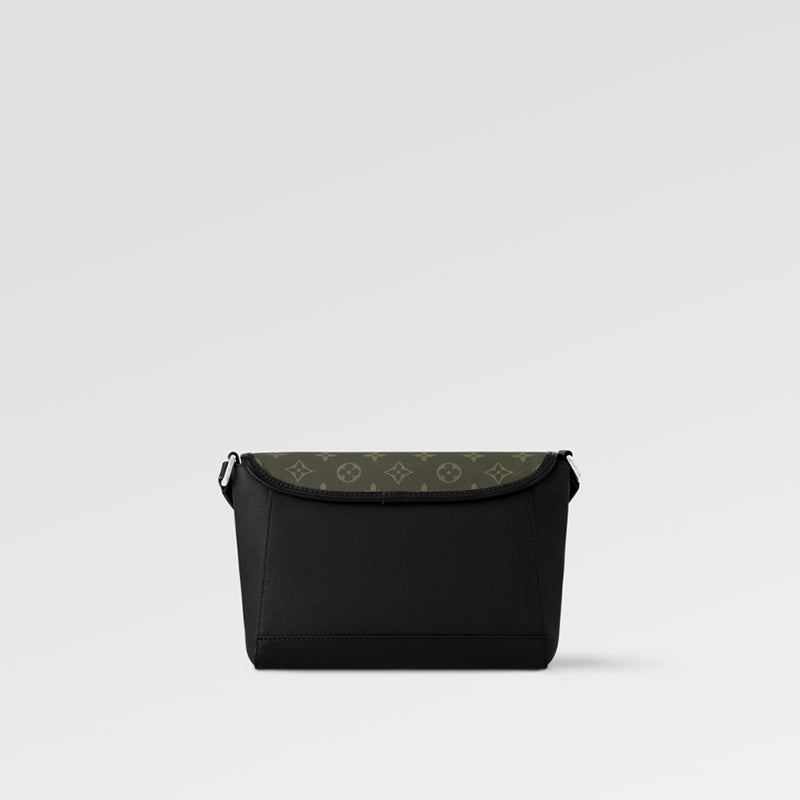 LV パルスメッセンジャーバッグ    Ref:M12625