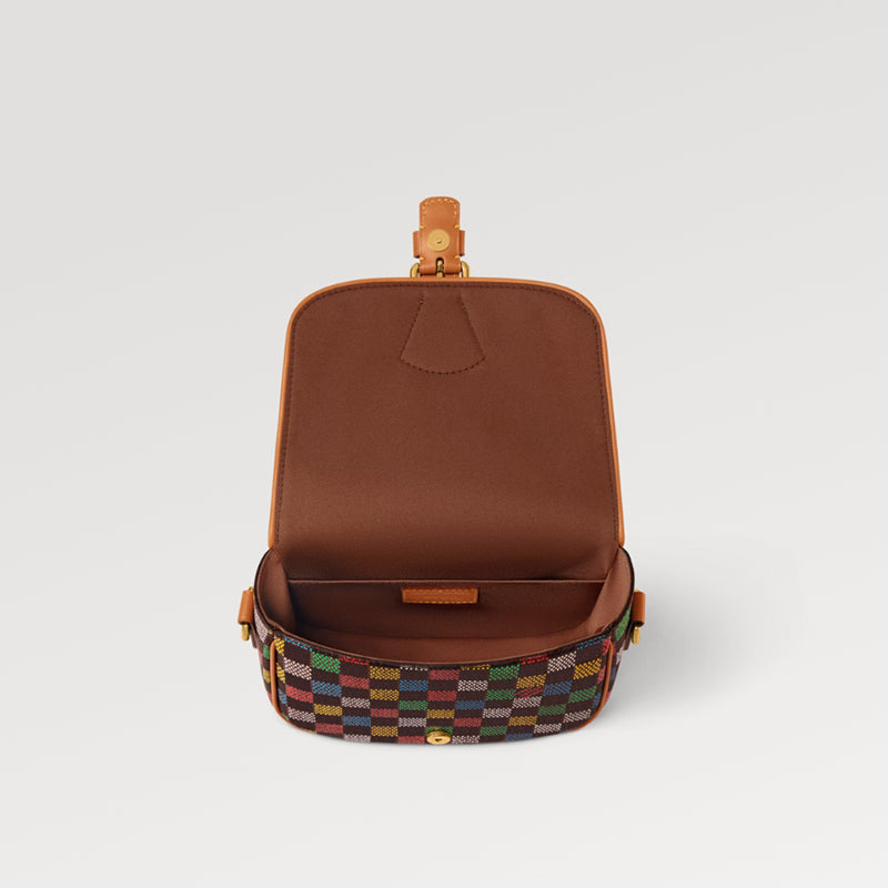 LV モンスリ･メッセンジャー PM    Ref:N00147